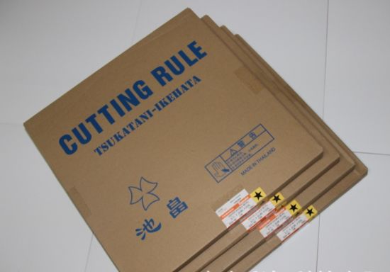 Perforation au Japon (Tsukatani) Réduire les règles de la fabrication de matrices