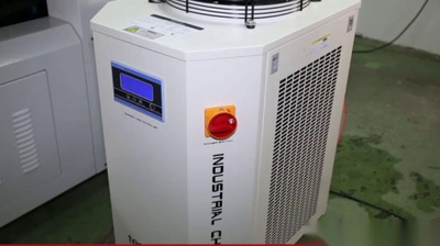 Machine de découpage de laser de 400W / 600W et machine automatique de cintreuse pour la fabrication de matrice